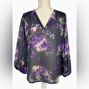 Joie gray floral sheer Axcel V-neck top with 3/4 sleeves, 100% silk, size Small